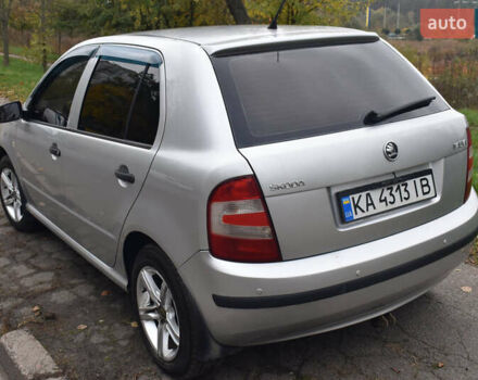 Серый Шкода Фабия, объемом двигателя 1.2 л и пробегом 240 тыс. км за 3500 $, фото 7 на Automoto.ua