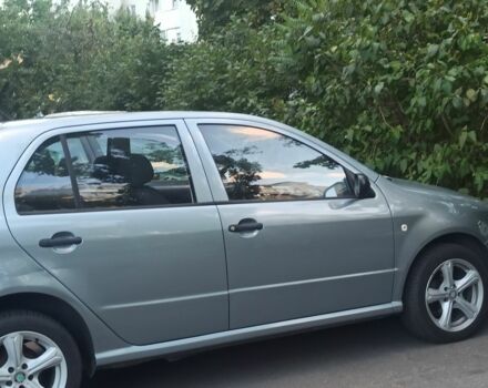 Серый Шкода Фабия, объемом двигателя 1.2 л и пробегом 213 тыс. км за 3250 $, фото 2 на Automoto.ua