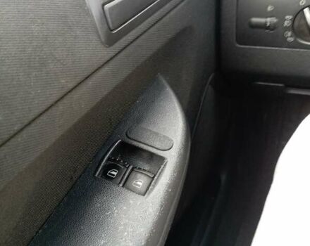 Серый Шкода Фабия, объемом двигателя 1.2 л и пробегом 125 тыс. км за 3500 $, фото 10 на Automoto.ua