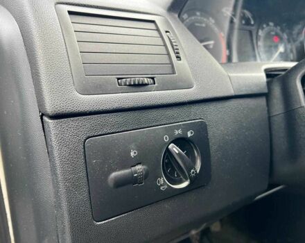 Серый Шкода Фабия, объемом двигателя 1.2 л и пробегом 243 тыс. км за 3390 $, фото 13 на Automoto.ua