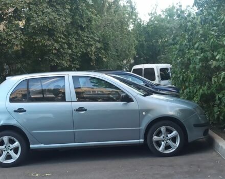 Серый Шкода Фабия, объемом двигателя 1.2 л и пробегом 213 тыс. км за 3250 $, фото 1 на Automoto.ua