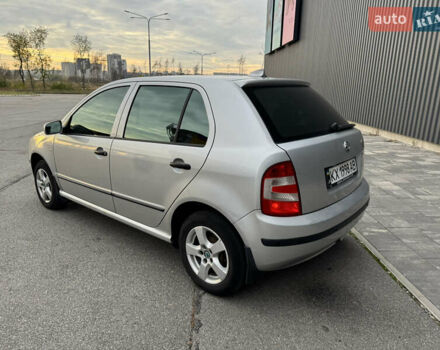 Шкода Фабия 2006 в Харькове на Automoto.ua Серый Шкода Фабия, объемом двигателя 1.2 л и пробегом 198 тыс. км за 3700 $, фото 2 на Automoto.ua