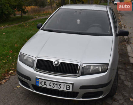 Серый Шкода Фабия, объемом двигателя 1.2 л и пробегом 240 тыс. км за 3500 $, фото 9 на Automoto.ua