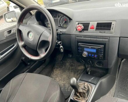 Серый Шкода Фабия, объемом двигателя 1.2 л и пробегом 243 тыс. км за 3390 $, фото 32 на Automoto.ua