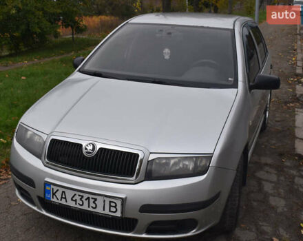 Серый Шкода Фабия, объемом двигателя 1.2 л и пробегом 240 тыс. км за 3500 $, фото 8 на Automoto.ua