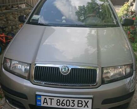Сірий Шкода Фабія, об'ємом двигуна 1.2 л та пробігом 72 тис. км за 4000 $, фото 4 на Automoto.ua