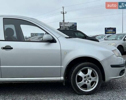 Серый Шкода Фабия, объемом двигателя 1.2 л и пробегом 243 тыс. км за 3390 $, фото 10 на Automoto.ua