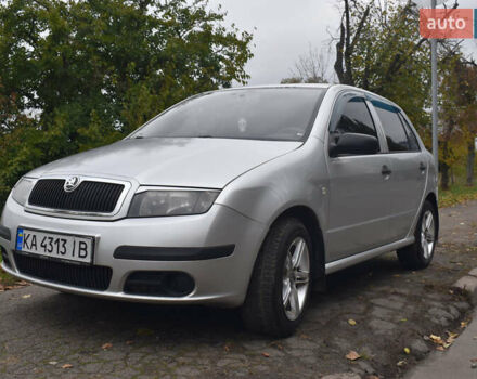 Серый Шкода Фабия, объемом двигателя 1.2 л и пробегом 240 тыс. км за 3500 $, фото 29 на Automoto.ua