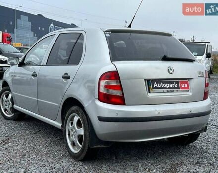 Серый Шкода Фабия, объемом двигателя 1.2 л и пробегом 243 тыс. км за 3390 $, фото 4 на Automoto.ua