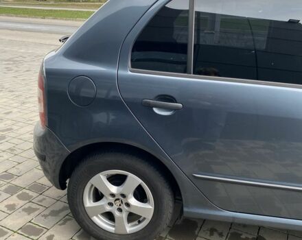 Серый Шкода Фабия, объемом двигателя 1.4 л и пробегом 293 тыс. км за 4200 $, фото 5 на Automoto.ua