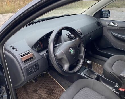 Серый Шкода Фабия, объемом двигателя 1.4 л и пробегом 293 тыс. км за 4200 $, фото 12 на Automoto.ua