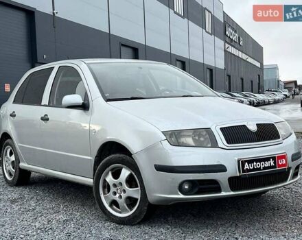 Серый Шкода Фабия, объемом двигателя 1.2 л и пробегом 243 тыс. км за 3390 $, фото 11 на Automoto.ua