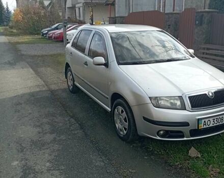 Серый Шкода Фабия, объемом двигателя 1.2 л и пробегом 125 тыс. км за 3500 $, фото 3 на Automoto.ua