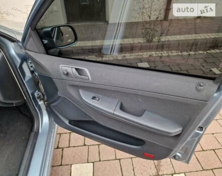 Сірий Шкода Фабія, об'ємом двигуна 1.39 л та пробігом 50 тис. км за 6700 $, фото 27 на Automoto.ua