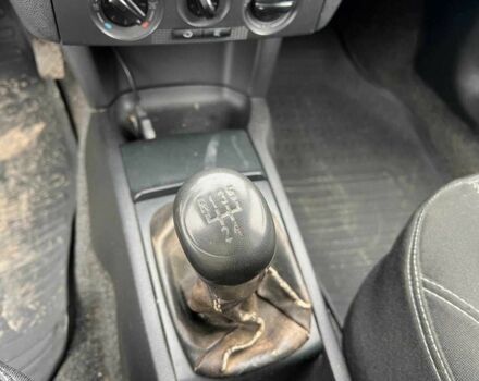 Серый Шкода Фабия, объемом двигателя 1.2 л и пробегом 243 тыс. км за 3390 $, фото 23 на Automoto.ua