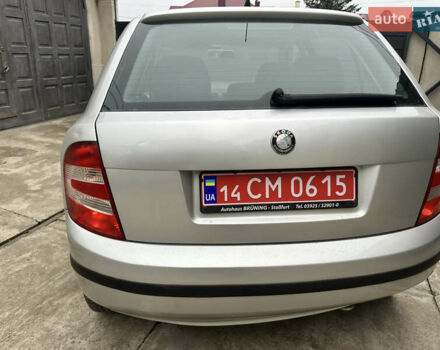 Сірий Шкода Фабія, об'ємом двигуна 1.4 л та пробігом 178 тис. км за 3899 $, фото 5 на Automoto.ua