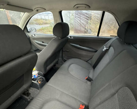 Серый Шкода Фабия, объемом двигателя 1.4 л и пробегом 147 тыс. км за 5600 $, фото 26 на Automoto.ua