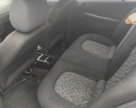 Серый Шкода Фабия, объемом двигателя 1.2 л и пробегом 330 тыс. км за 2350 $, фото 7 на Automoto.ua