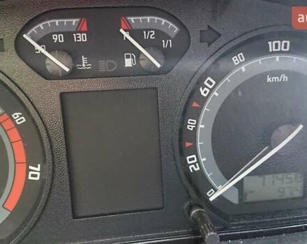 Сірий Шкода Фабія, об'ємом двигуна 1.2 л та пробігом 72 тис. км за 4000 $, фото 3 на Automoto.ua