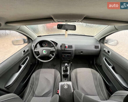 Серый Шкода Фабия, объемом двигателя 1.2 л и пробегом 240 тыс. км за 2450 $, фото 11 на Automoto.ua