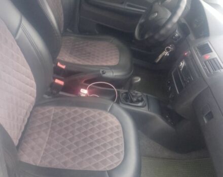 Серый Шкода Фабия, объемом двигателя 1.2 л и пробегом 250 тыс. км за 2300 $, фото 5 на Automoto.ua