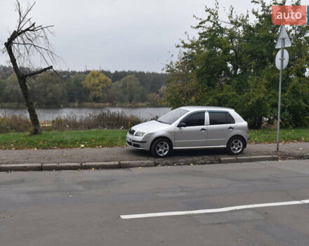 Серый Шкода Фабия, объемом двигателя 1.2 л и пробегом 240 тыс. км за 3500 $, фото 22 на Automoto.ua