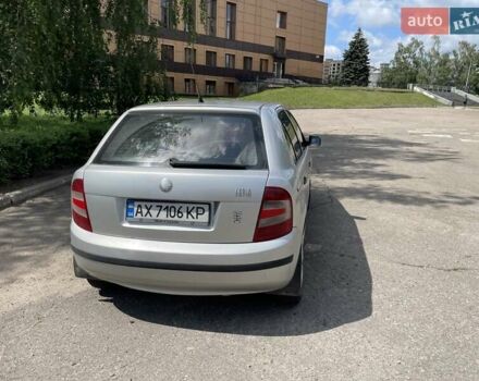 Сірий Шкода Фабія, об'ємом двигуна 1.2 л та пробігом 237 тис. км за 4200 $, фото 2 на Automoto.ua