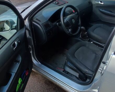 Серый Шкода Фабия, объемом двигателя 1.4 л и пробегом 288 тыс. км за 3600 $, фото 6 на Automoto.ua