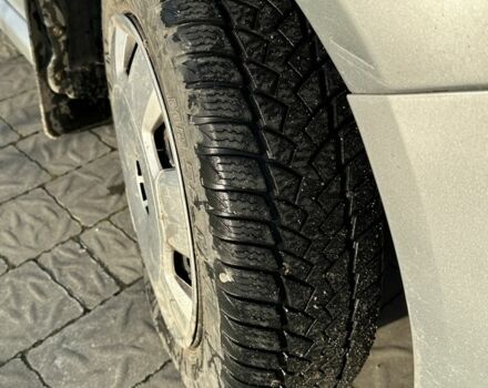 Серый Шкода Фабия, объемом двигателя 1.2 л и пробегом 244 тыс. км за 3200 $, фото 6 на Automoto.ua