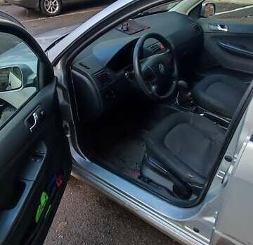 Серый Шкода Фабия, объемом двигателя 1.4 л и пробегом 288 тыс. км за 3600 $, фото 5 на Automoto.ua