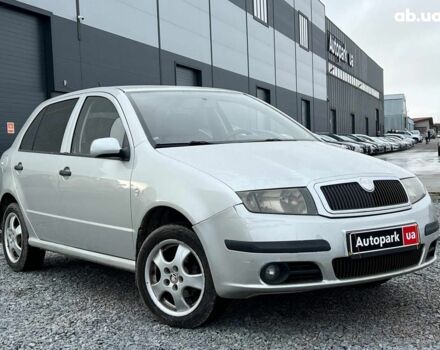 Серый Шкода Фабия, объемом двигателя 1.2 л и пробегом 243 тыс. км за 3390 $, фото 11 на Automoto.ua