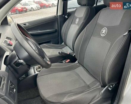 Серый Шкода Фабия, объемом двигателя 1.2 л и пробегом 243 тыс. км за 3390 $, фото 18 на Automoto.ua