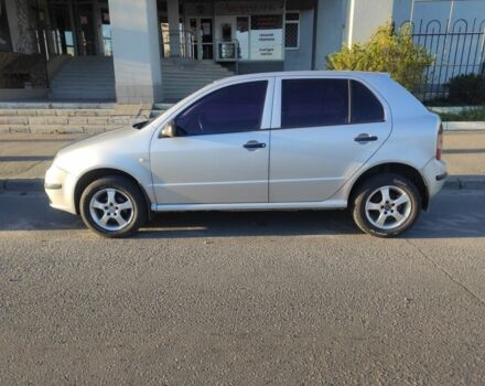 Серый Шкода Фабия, объемом двигателя 1.2 л и пробегом 327 тыс. км за 2999 $, фото 1 на Automoto.ua