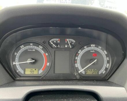 Серый Шкода Фабия, объемом двигателя 1.2 л и пробегом 243 тыс. км за 3390 $, фото 19 на Automoto.ua