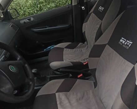 Серый Шкода Фабия, объемом двигателя 1.2 л и пробегом 213 тыс. км за 3250 $, фото 3 на Automoto.ua