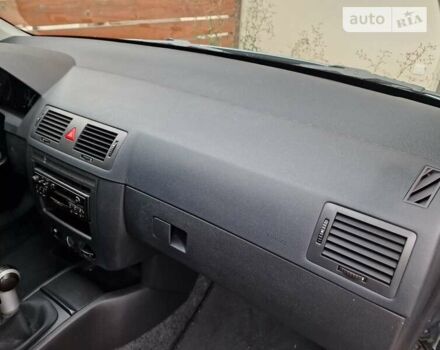 Сірий Шкода Фабія, об'ємом двигуна 1.39 л та пробігом 50 тис. км за 6700 $, фото 23 на Automoto.ua