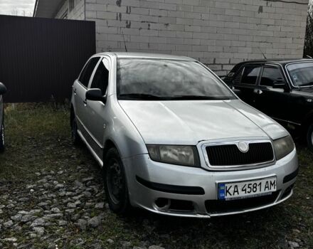 Серый Шкода Фабия, объемом двигателя 1.2 л и пробегом 309 тыс. км за 1900 $, фото 2 на Automoto.ua