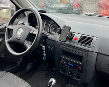 Серый Шкода Фабия, объемом двигателя 1.2 л и пробегом 240 тыс. км за 2450 $, фото 10 на Automoto.ua