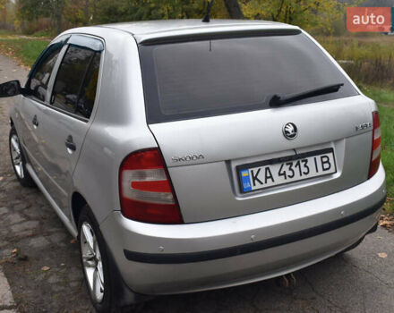 Серый Шкода Фабия, объемом двигателя 1.2 л и пробегом 240 тыс. км за 3500 $, фото 6 на Automoto.ua