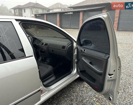Серый Шкода Фабия, объемом двигателя 1.4 л и пробегом 147 тыс. км за 5600 $, фото 17 на Automoto.ua