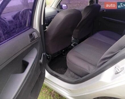 Сірий Шкода Фабія, об'ємом двигуна 1.2 л та пробігом 239 тис. км за 3000 $, фото 8 на Automoto.ua