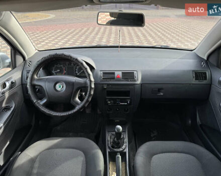 Шкода Фабія 2006 у Чернівцях на Automoto.ua Сірий Шкода Фабія, об'ємом двигуна 1.39 л та пробігом 301 тис. км за 2600 $, фото 13 на Automoto.ua