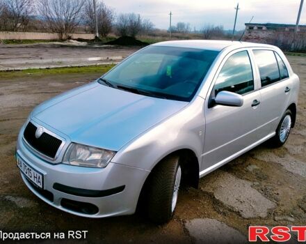 Серый Шкода Фабия, объемом двигателя 1.4 л и пробегом 0 тыс. км за 3700 $, фото 2 на Automoto.ua