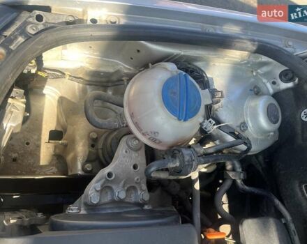 Серый Шкода Фабия, объемом двигателя 1.4 л и пробегом 190 тыс. км за 3800 $, фото 13 на Automoto.ua