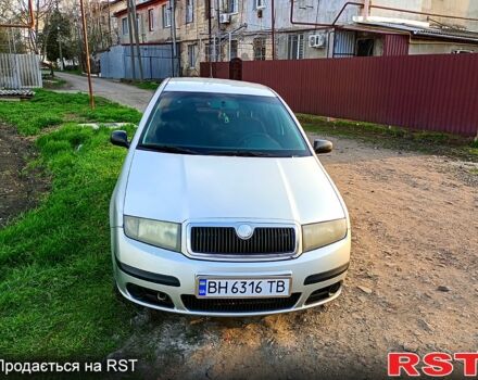 Серый Шкода Фабия, объемом двигателя 1.2 л и пробегом 0 тыс. км за 3100 $, фото 1 на Automoto.ua