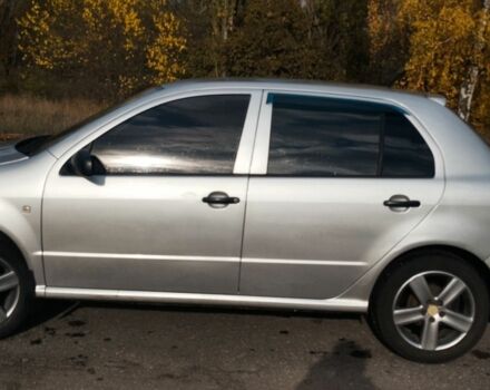 Серый Шкода Фабия, объемом двигателя 1.2 л и пробегом 391 тыс. км за 3499 $, фото 5 на Automoto.ua