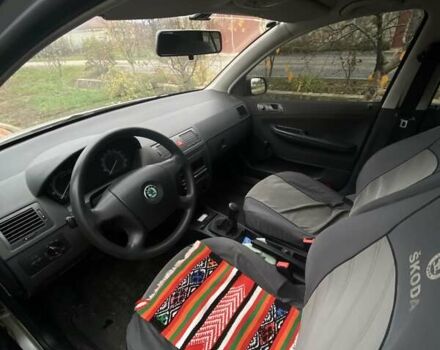 Сірий Шкода Фабія, об'ємом двигуна 1.2 л та пробігом 240 тис. км за 3498 $, фото 5 на Automoto.ua