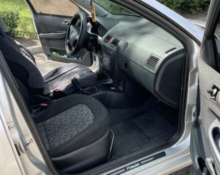 Сірий Шкода Фабія, об'ємом двигуна 1.2 л та пробігом 237 тис. км за 4200 $, фото 3 на Automoto.ua