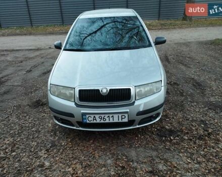 Серый Шкода Фабия, объемом двигателя 1.2 л и пробегом 250 тыс. км за 3600 $, фото 5 на Automoto.ua