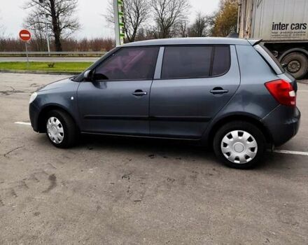 Сірий Шкода Фабія, об'ємом двигуна 1.39 л та пробігом 211 тис. км за 3900 $, фото 3 на Automoto.ua